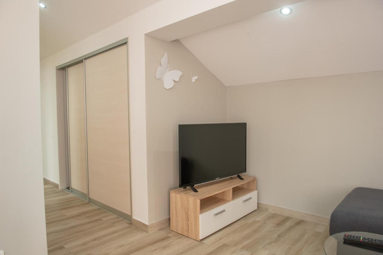 Apartman Eva Vrsi Exteriér fotografie