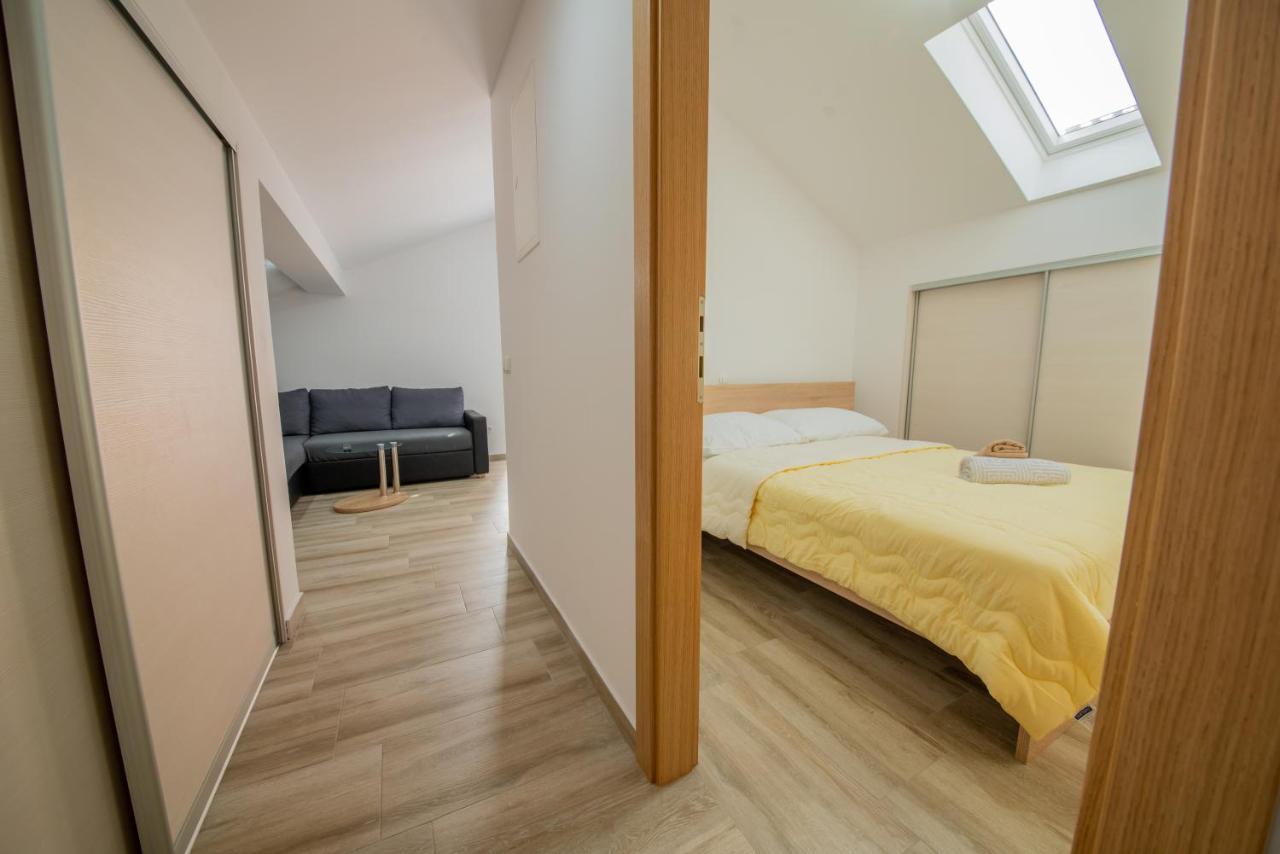 Apartman Eva Vrsi Exteriér fotografie