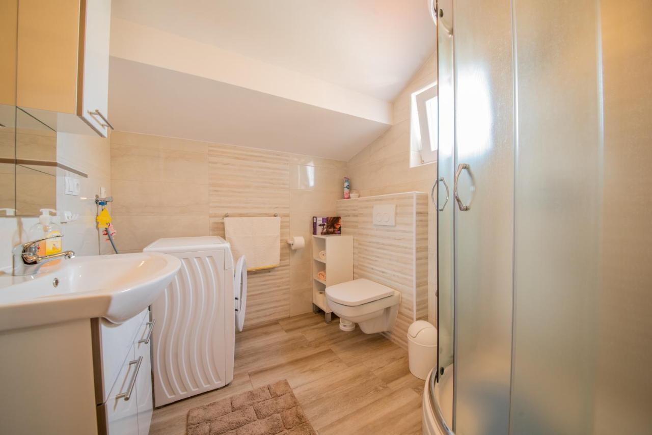 Apartman Eva Vrsi Exteriér fotografie